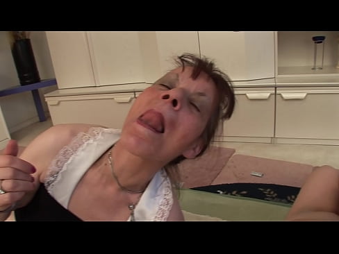 ❤️ Due nonne e un nonno fanno una cosa a tre ☑ Pornoal it.porn-milf300.ru ❌❤