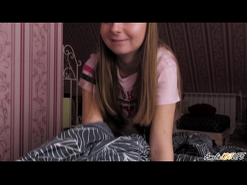 ❤️ La bionda succhia profondamente la sua migliore amica e si fa sborrare in bocca ☑ Pornoal it.porn-milf300.ru ❌❤